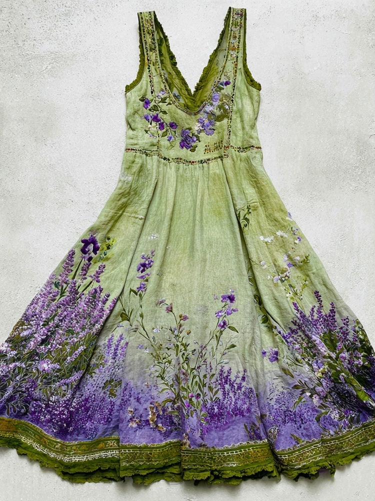 A Vintage Style Dress with Delicate Timeless Details