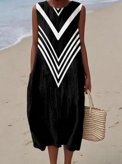 Classic Vintage Dress with a Flattering Fit