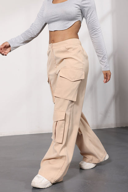 Gracefully Styled Pants for Any Occasion