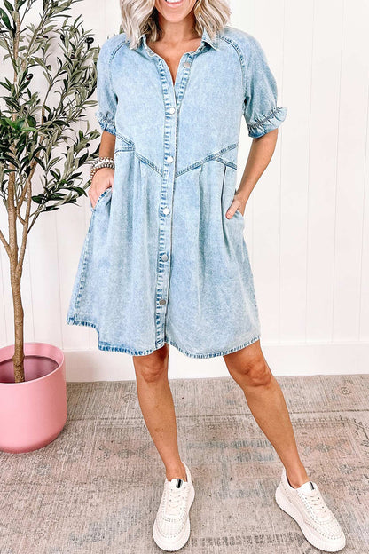 Classic Vintage Dress with a Flattering Fit