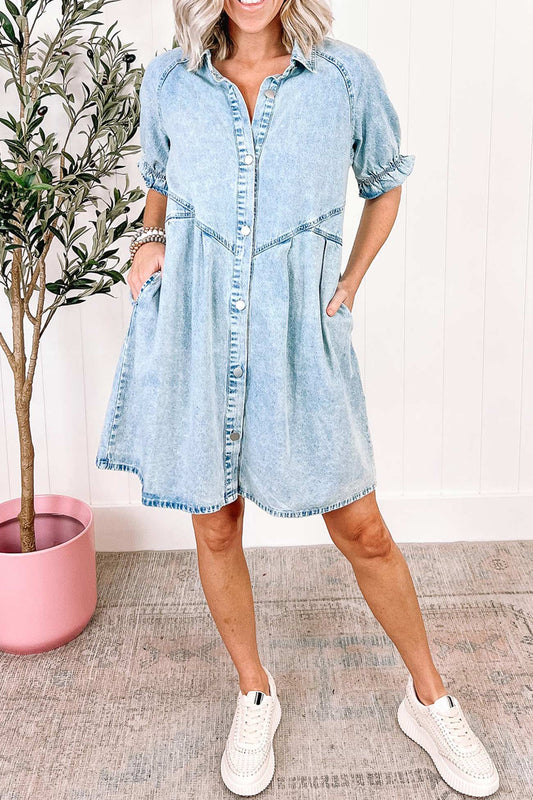 Classic Vintage Dress with a Flattering Fit