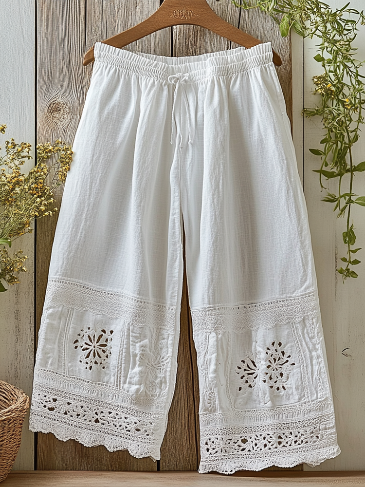 Classic Vintage Pants with a Flattering Fit