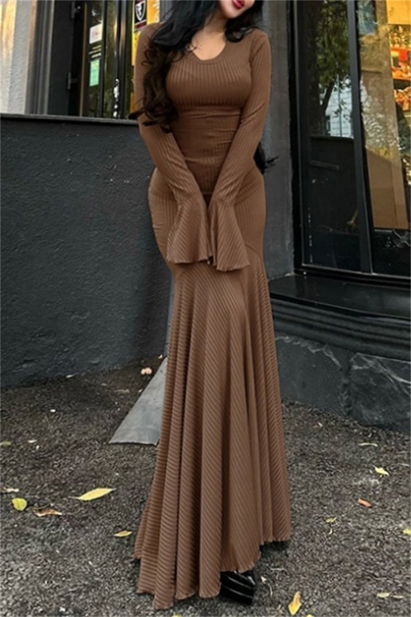 Polished Dress with an Effortless Classic Look