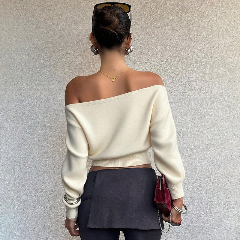 Effortlessly Elegant Top with a Timeless Design