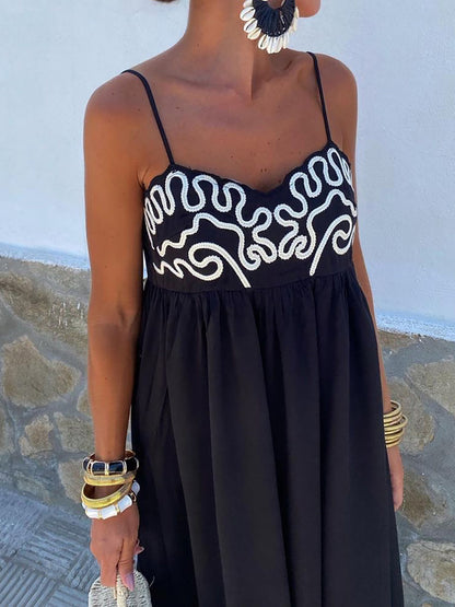 Well Tailored Dress with a Graceful Silhouette