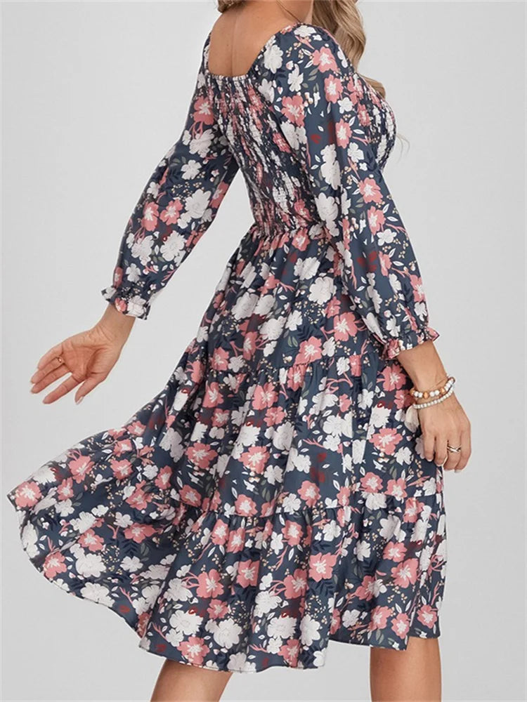 Beautifully Finished Dress in a Timeless Design