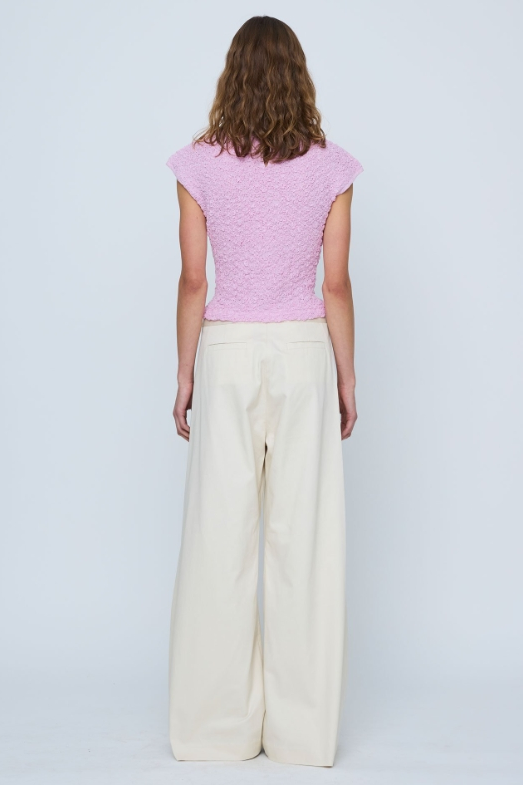 Elegantly Styled Pants for Everyday Wear