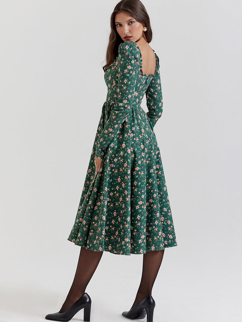 Classic Vintage & Enduringly Stylish Dress
