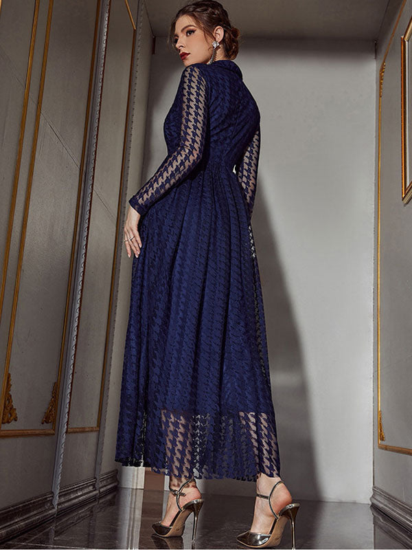 Classic Vintage & Enduringly Stylish Dress