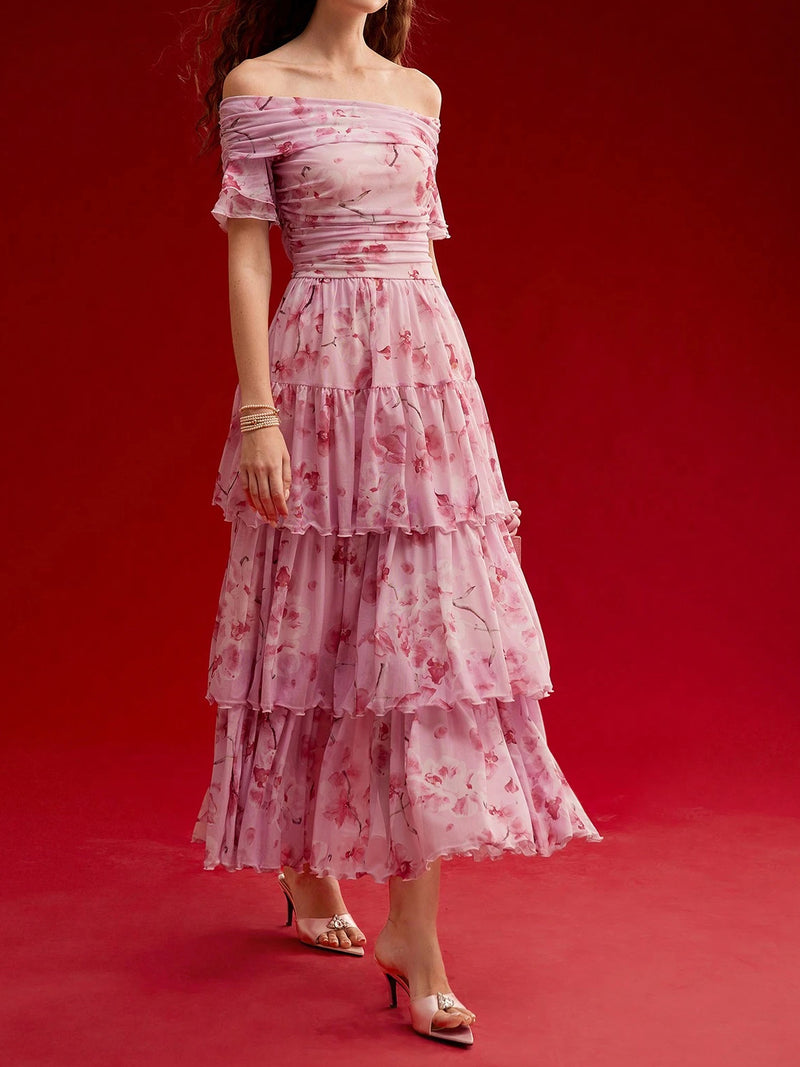 Well Tailored Dress with a Graceful Silhouette