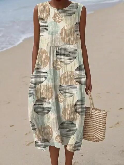Sophisticated Dress with a Clean Classic Look