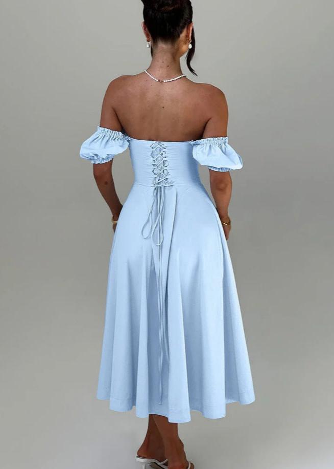 Classic Vintage Dress with a Flattering Fit