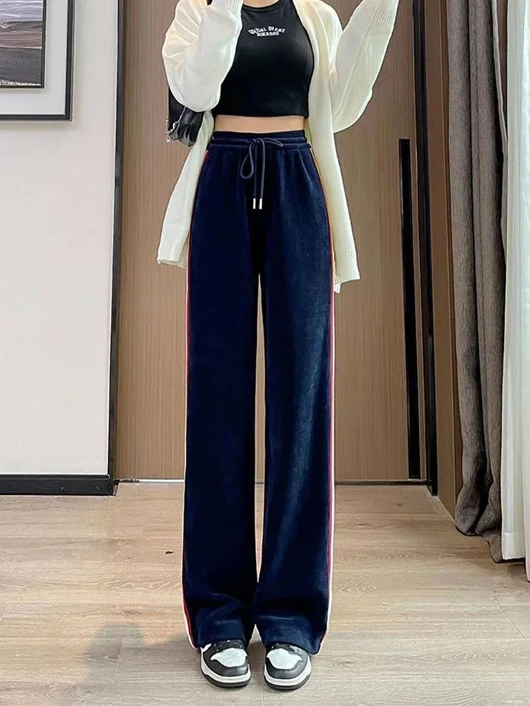 Beautifully Finished Pants in a Timeless Design