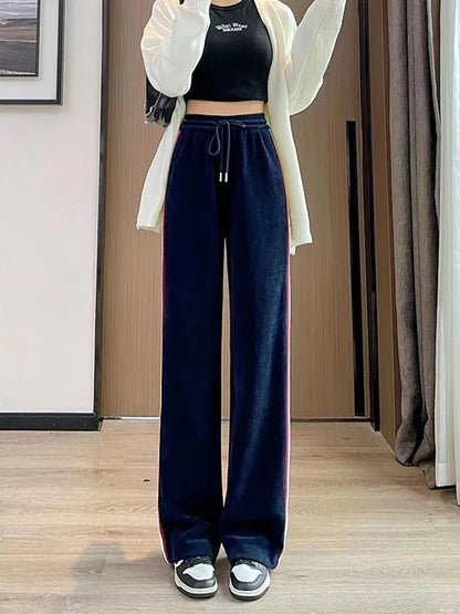 Beautifully Finished Pants in a Timeless Design