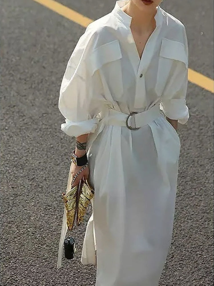 Beautifully Finished Dress in a Timeless Design