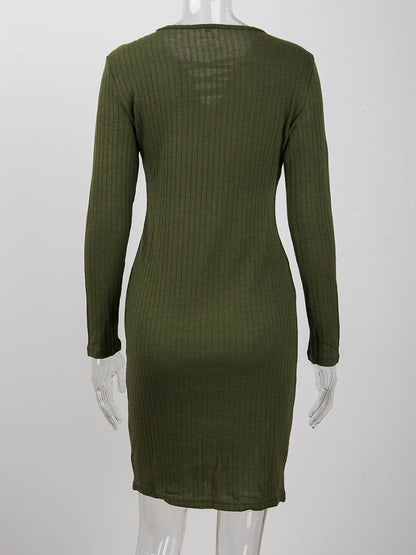 Effortlessly Elegant Dress with a Timeless Design