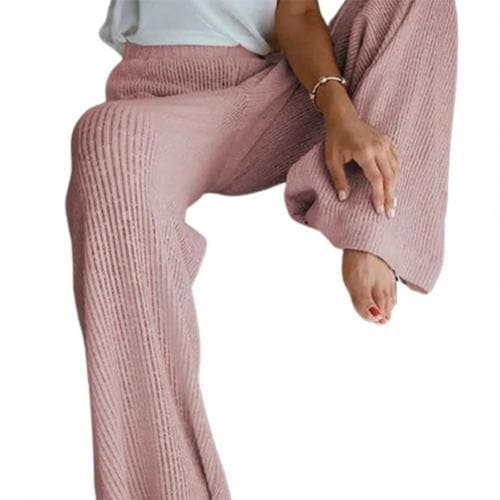 Well Tailored Pants with a Graceful Silhouette