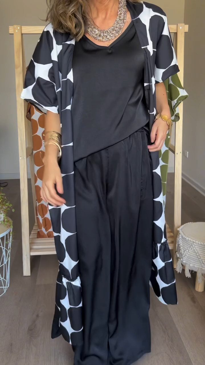 Beautifully Finished Garment in a Timeless Design