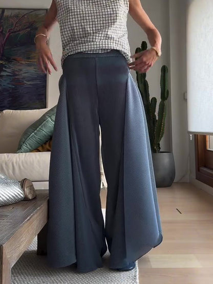 Beautifully Crafted Pants in a Classic Style