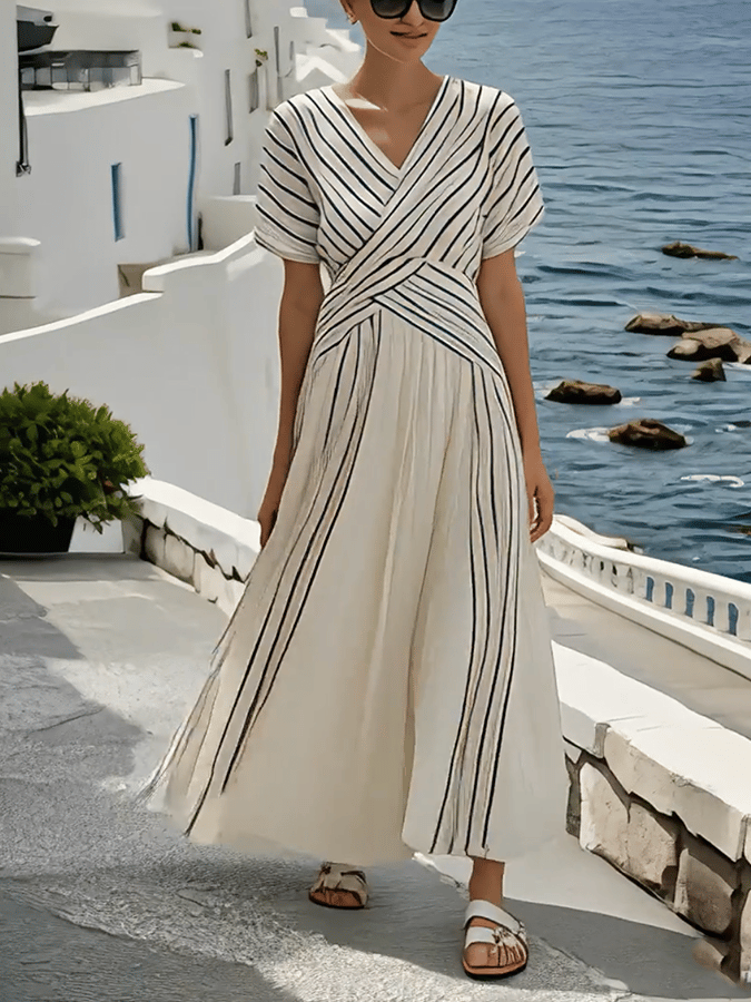 Beautifully Crafted Dress in a Classic Style