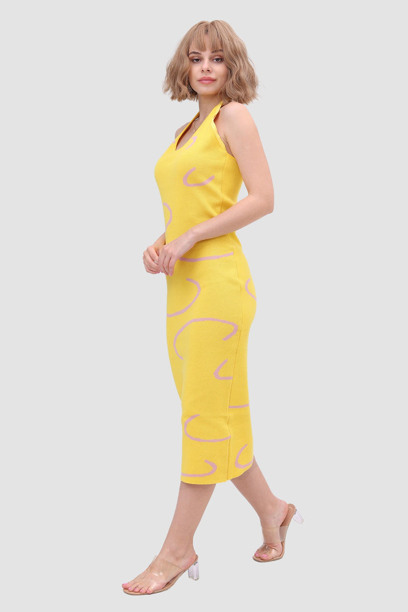 Sophisticated Dress with a Clean Classic Look