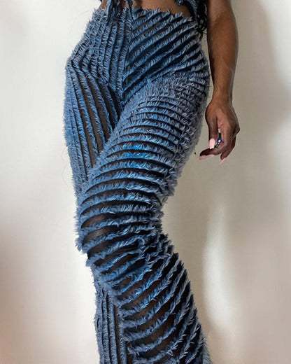 Well Tailored Pants with a Graceful Silhouette
