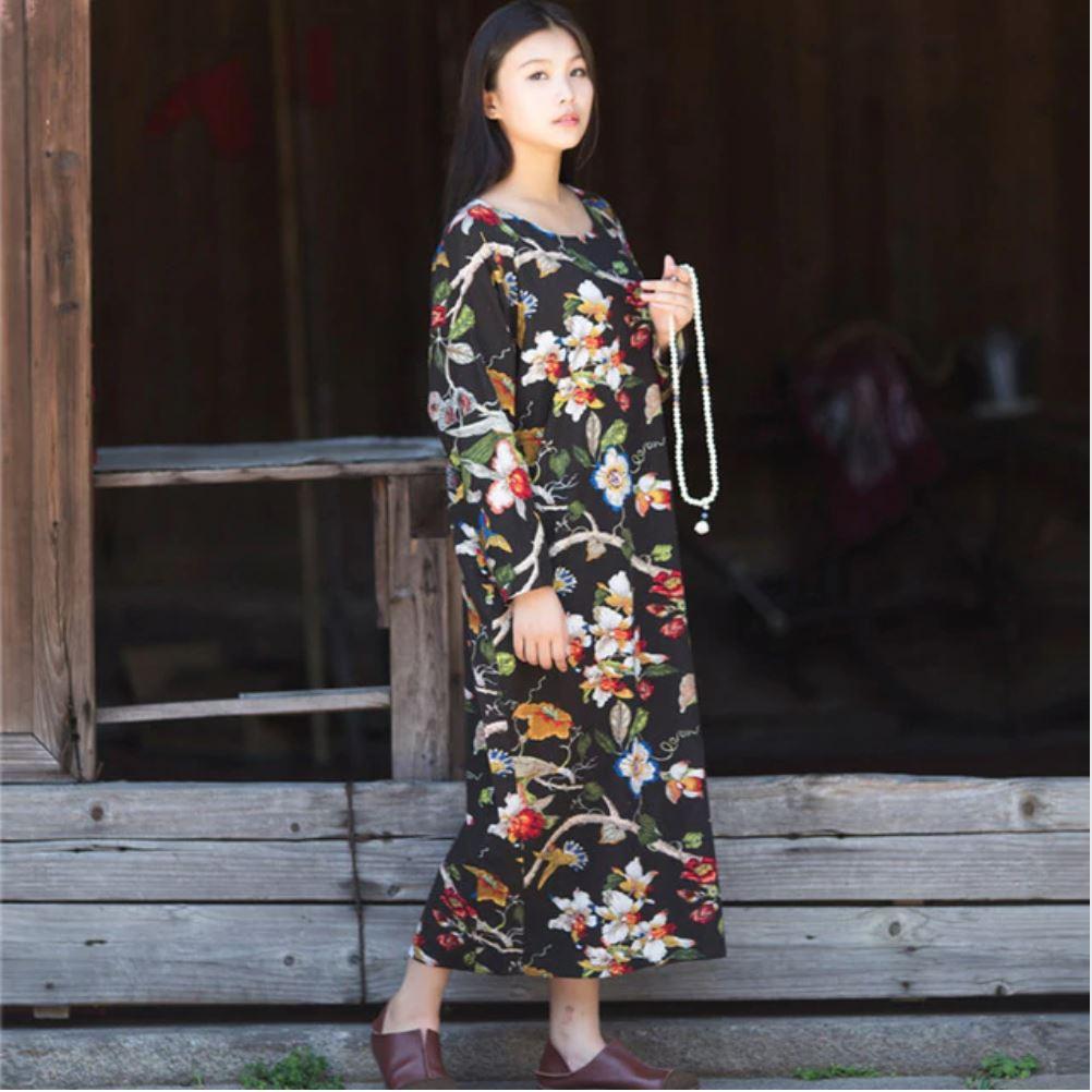 Sophisticated Dress with a Clean Classic Look