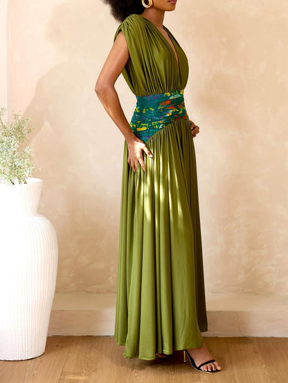 Gracefully Styled Dress for Any Occasion
