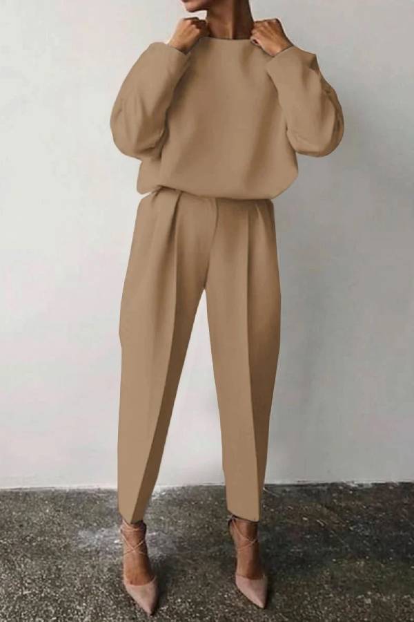 Beautifully Finished Pants in a Timeless Design