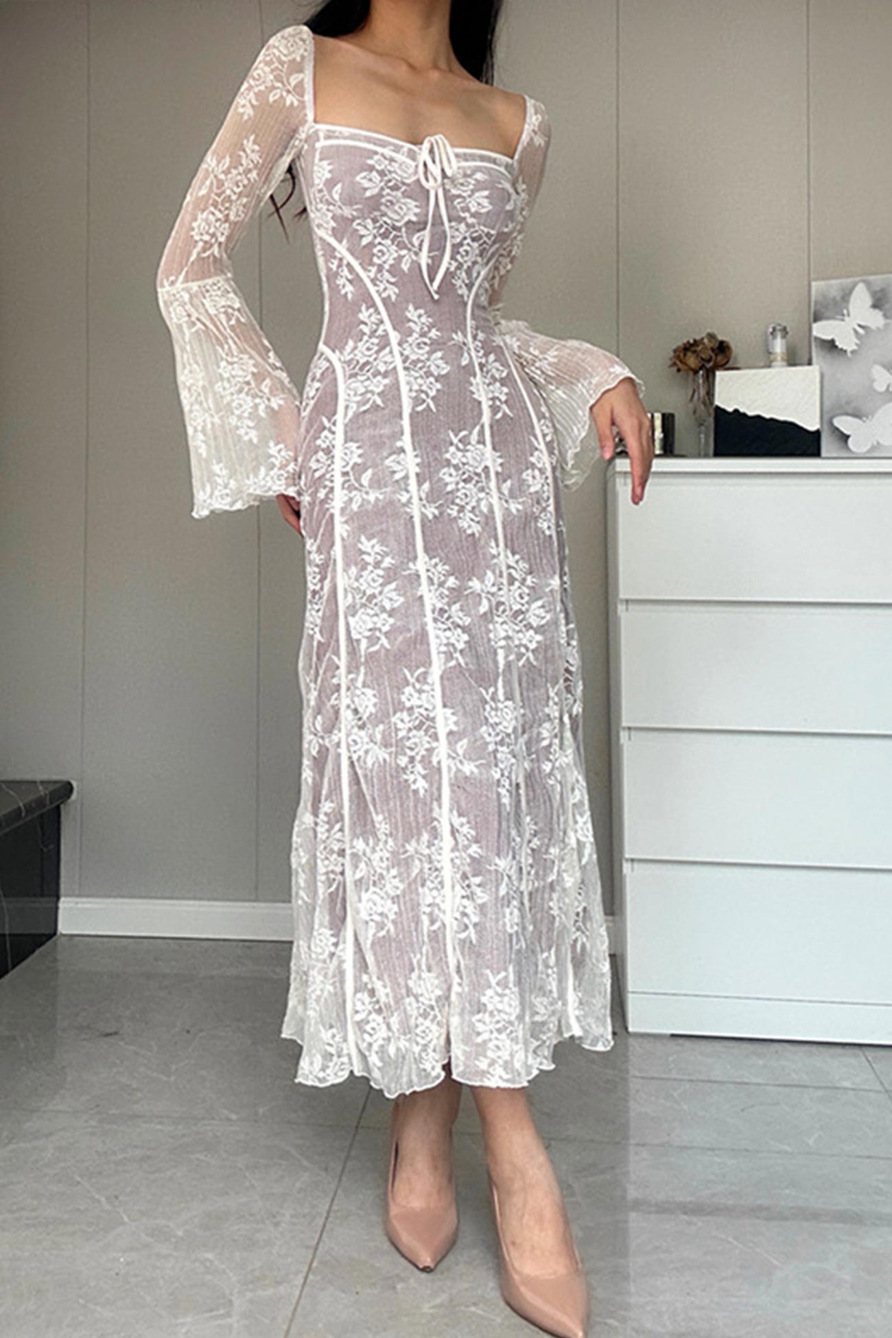 Gracefully Styled Dress for Any Occasion