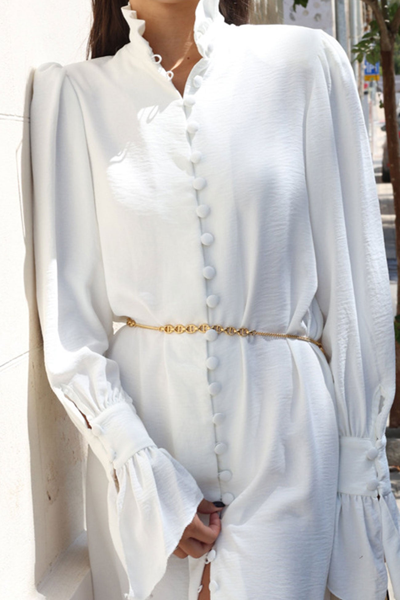 Well Tailored Dress with a Graceful Silhouette