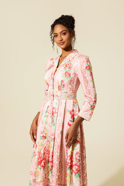 Classic Vintage Dress with a Flattering Fit