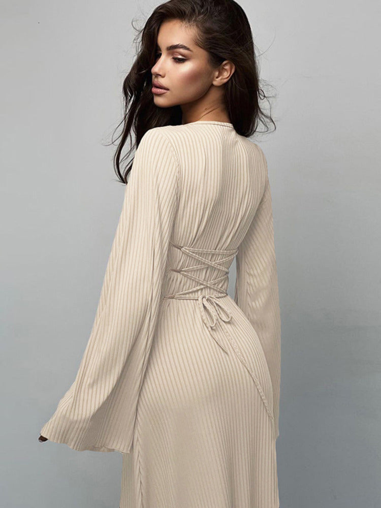 Effortlessly Elegant Sweater with a Timeless Design