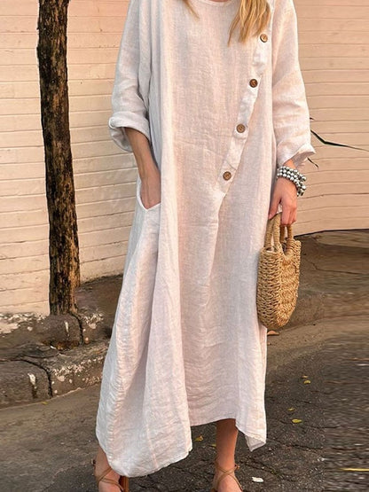 Well Tailored Dress with a Graceful Silhouette
