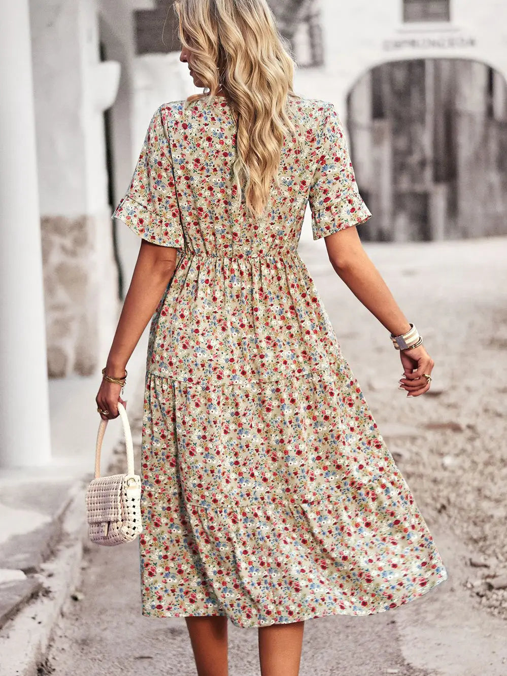 Polished Dress with an Effortless Classic Look