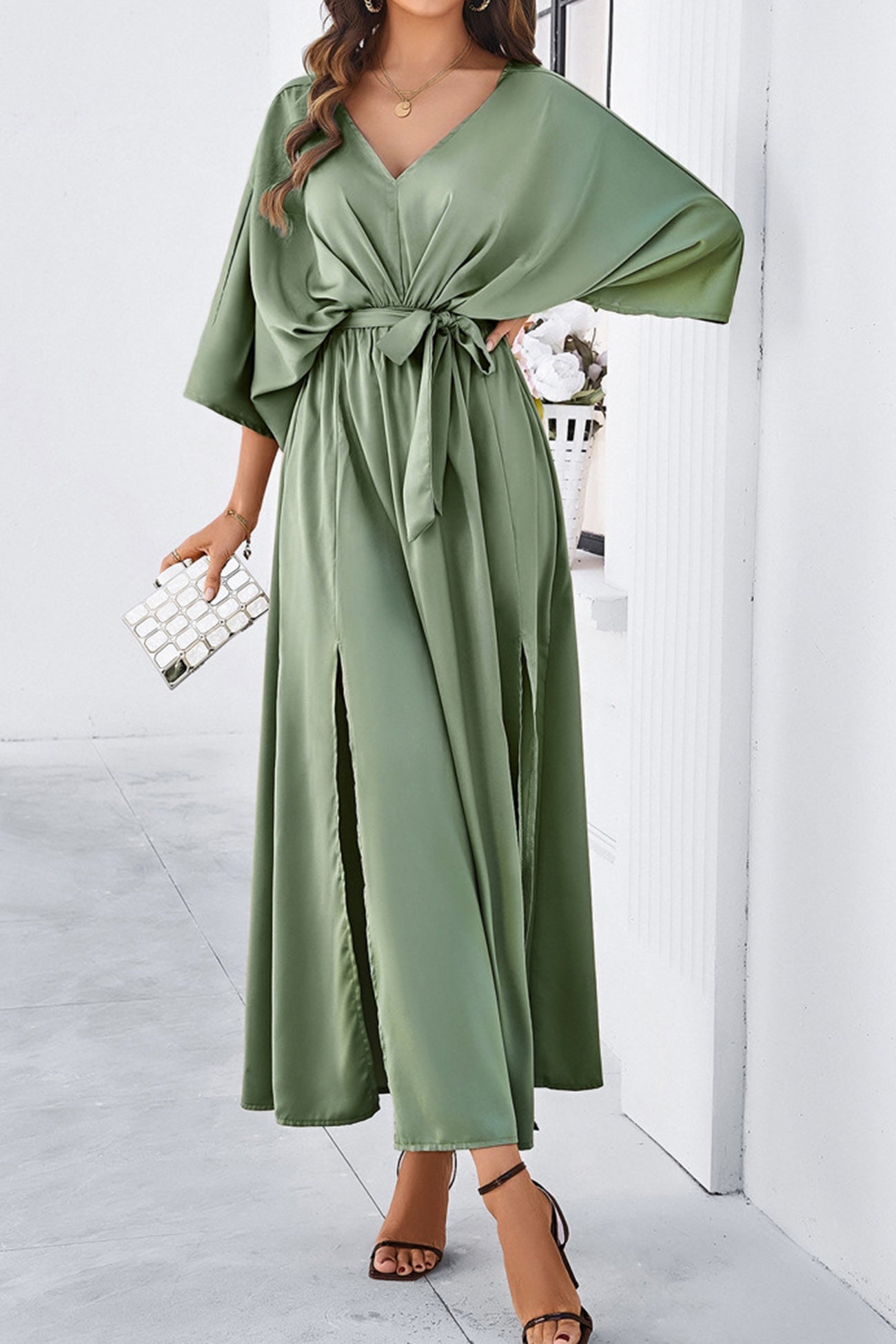 Gracefully Styled Dress for Any Occasion