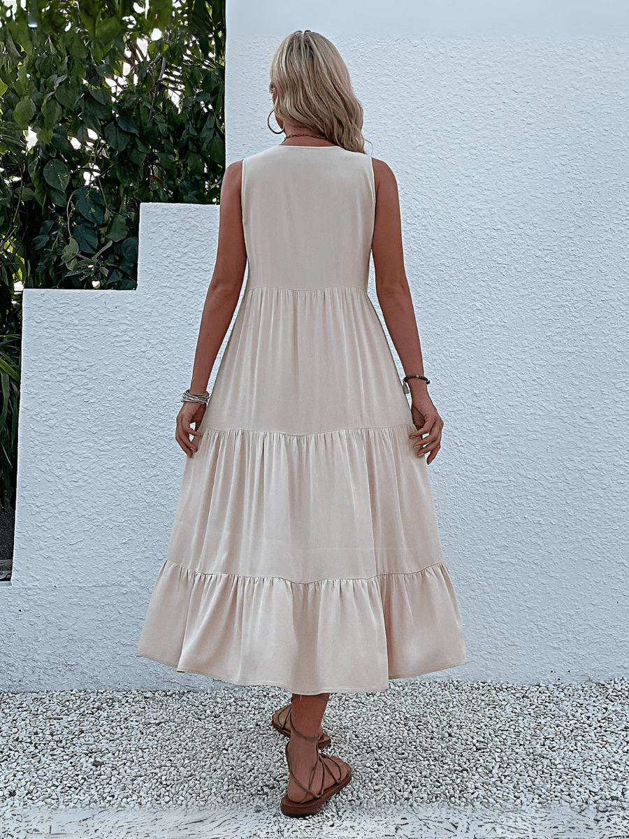 Beautifully Crafted Dress in a Classic Style