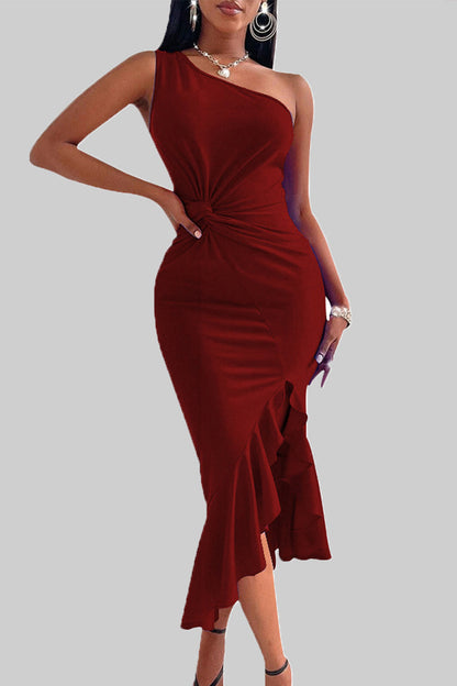 Sophisticated Dress with a Clean Classic Look