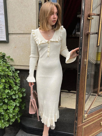 Sophisticated Dress with a Clean Classic Look