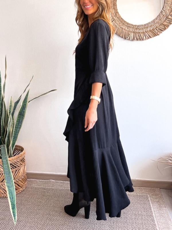 Effortlessly Elegant Dress with a Timeless Design