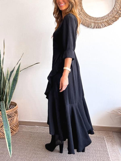 Effortlessly Elegant Dress with a Timeless Design
