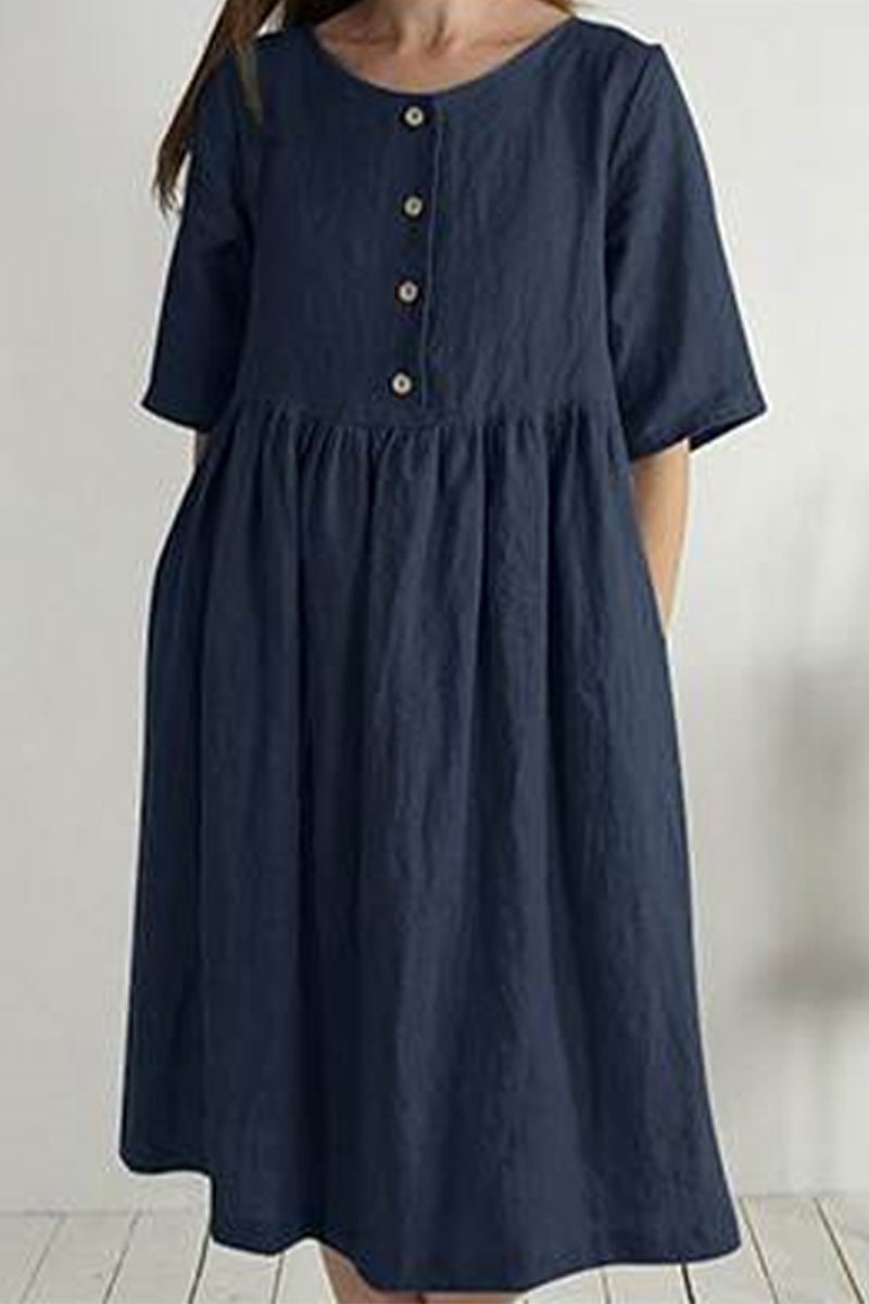 Effortlessly Elegant Dress with a Timeless Design