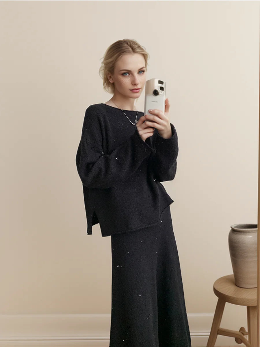Effortlessly Elegant Sweater with a Timeless Design