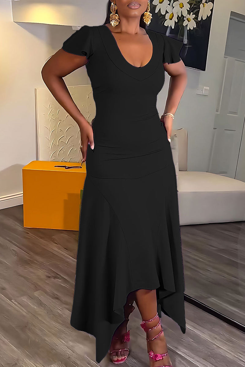 Well Tailored Dress with a Graceful Silhouette
