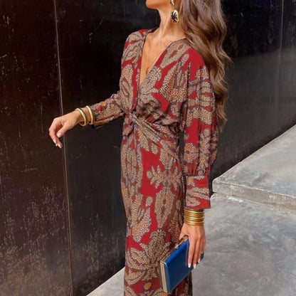 Sophisticated Dress with a Clean Classic Look