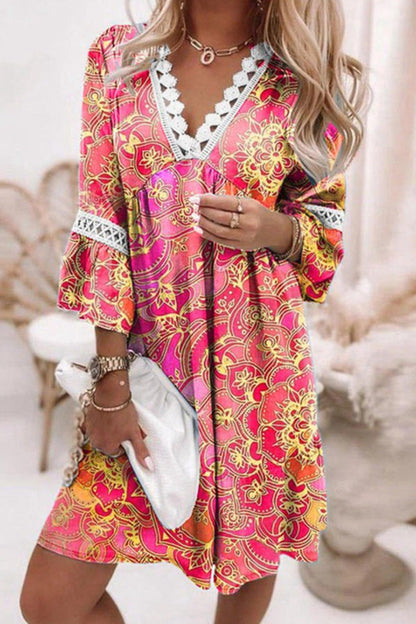 Classic Vintage Dress with a Flattering Fit