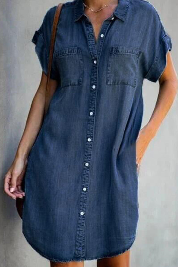 Beautifully Finished Dress in a Timeless Design