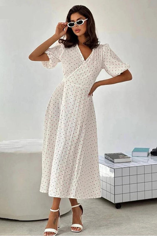 Beautifully Crafted Dress in a Classic Style