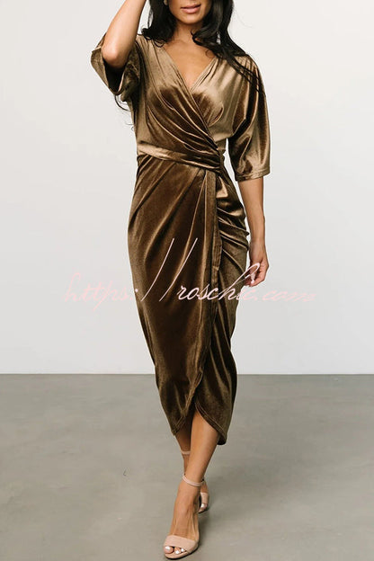 Classic Vintage & Enduringly Stylish Dress