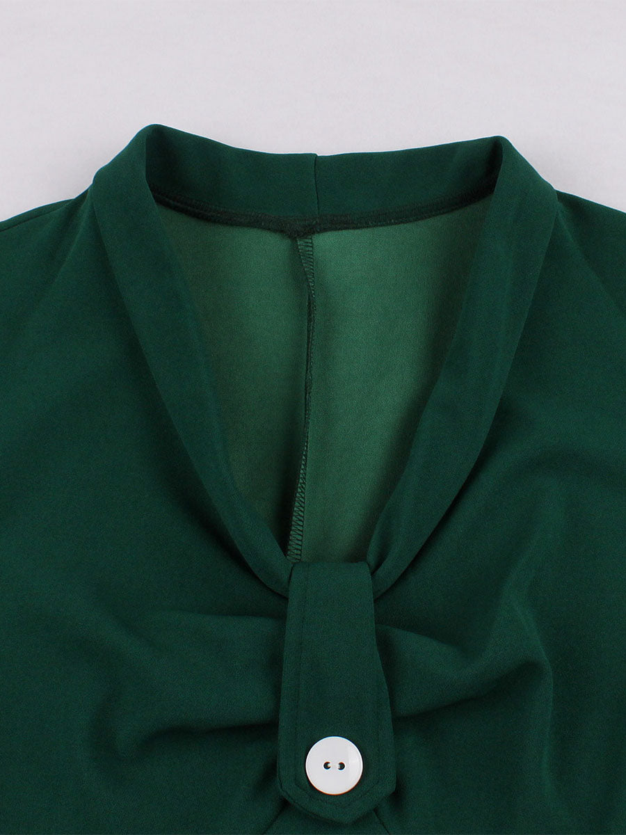 Classic Vintage Dress with a Flattering Fit